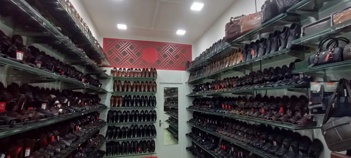 Shine Footwear Avadi